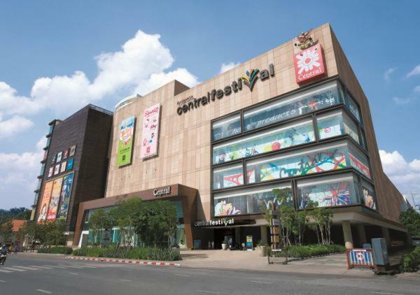 SnoozZotel Pattaya Buitenkant foto